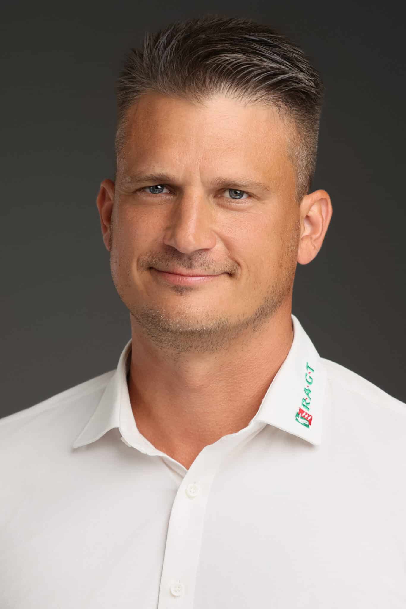Juhos Péter